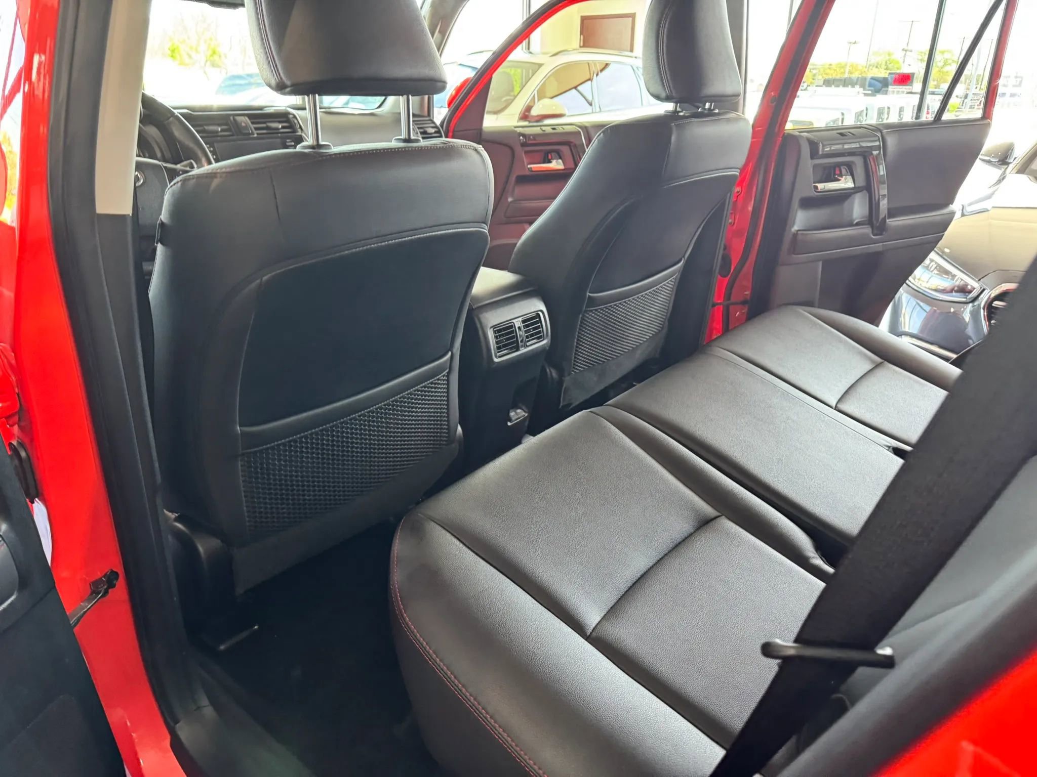 Used 2024 Toyota 4Runner TRD Off-Road Premium w/ Moonroof Package AWD/4WD image 19