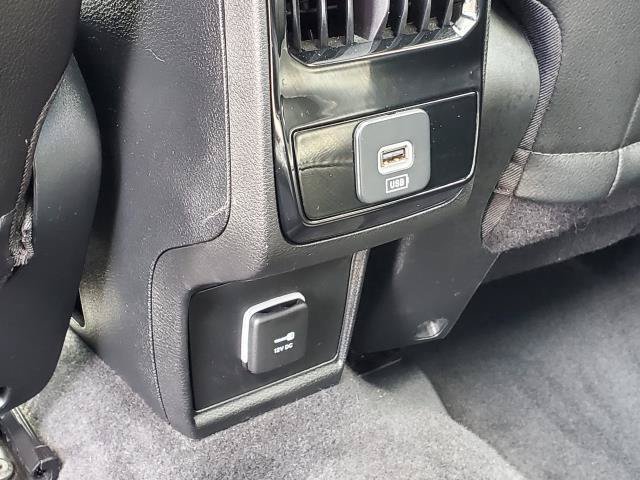 Used 2023 Jeep Compass Latitude w/ Sun and Sound Group AWD/4WD image 29