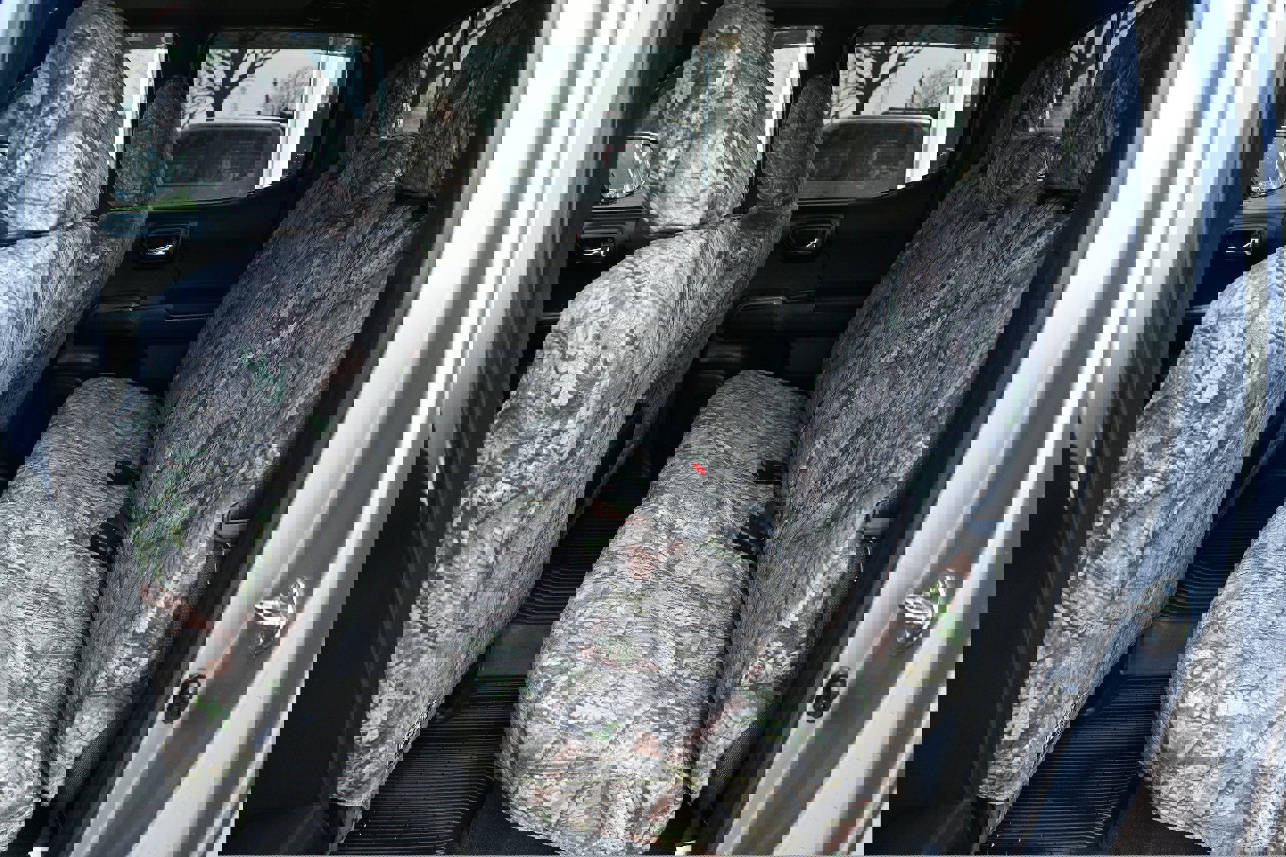 Used 2017 Toyota Tacoma TRD Off-Road image 7