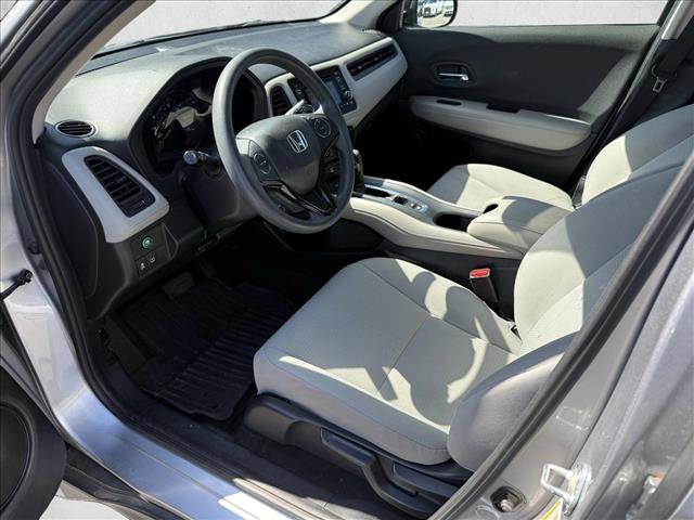 Used 2022 Honda HR-V LX image 9