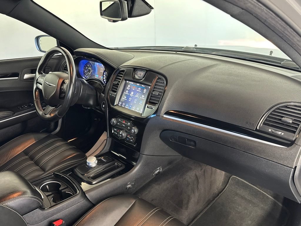 Used 2018 Chrysler 300 S w/ 300S Premium Group AWD/4WD image 46