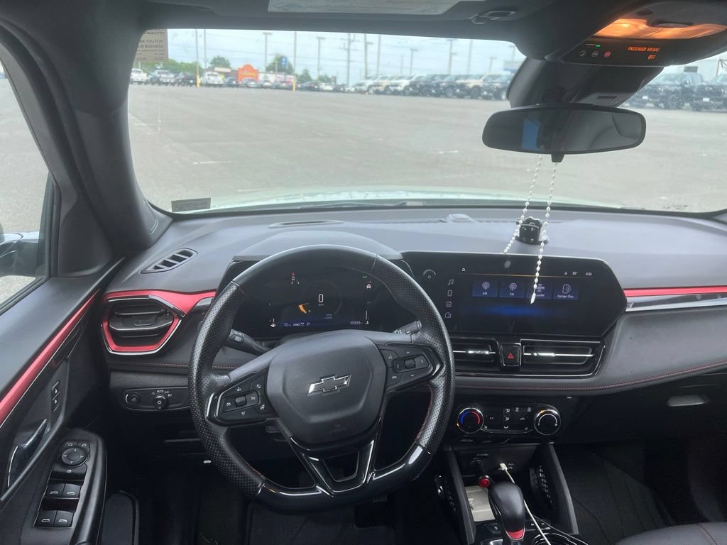 Used 2024 Chevrolet TrailBlazer RS w/ Driver Confidence Package AWD/4WD image 7