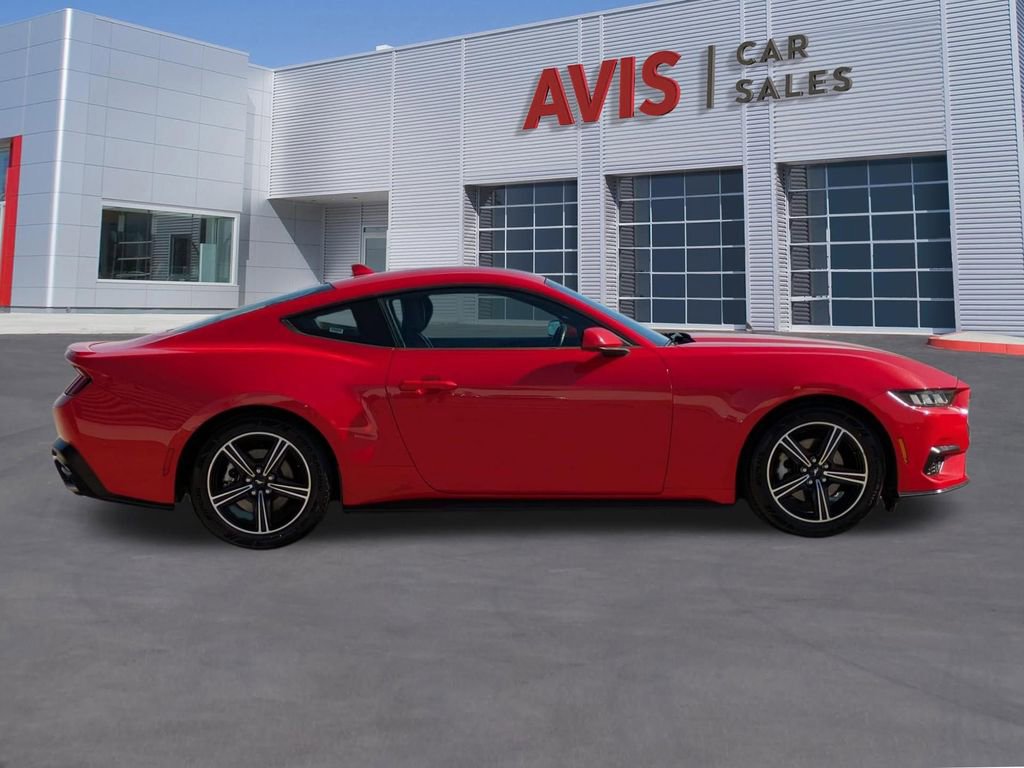 Used 2024 Ford Mustang Premium image 5