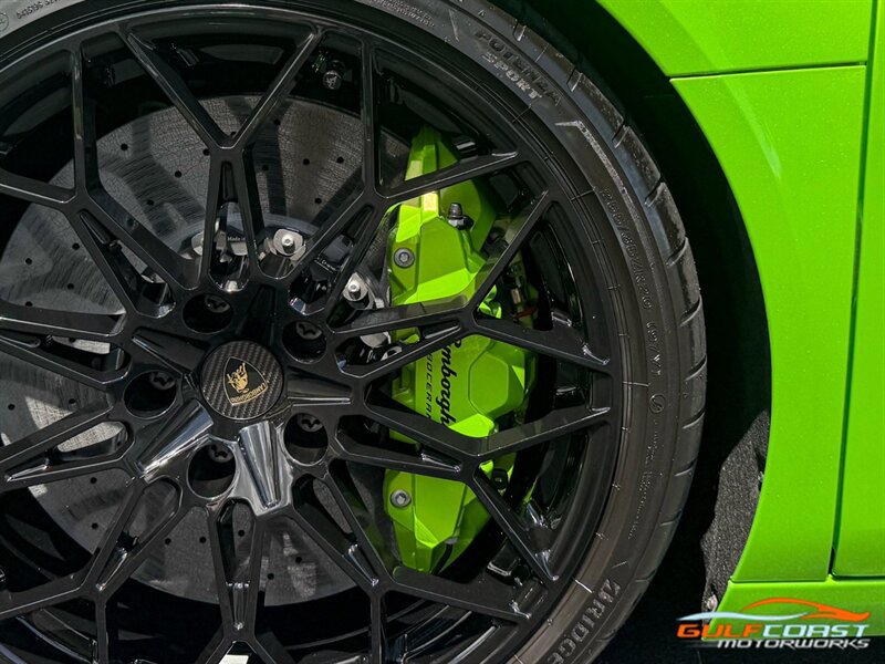 Used 2026 Lamborghini Temerario AWD/4WD image 37