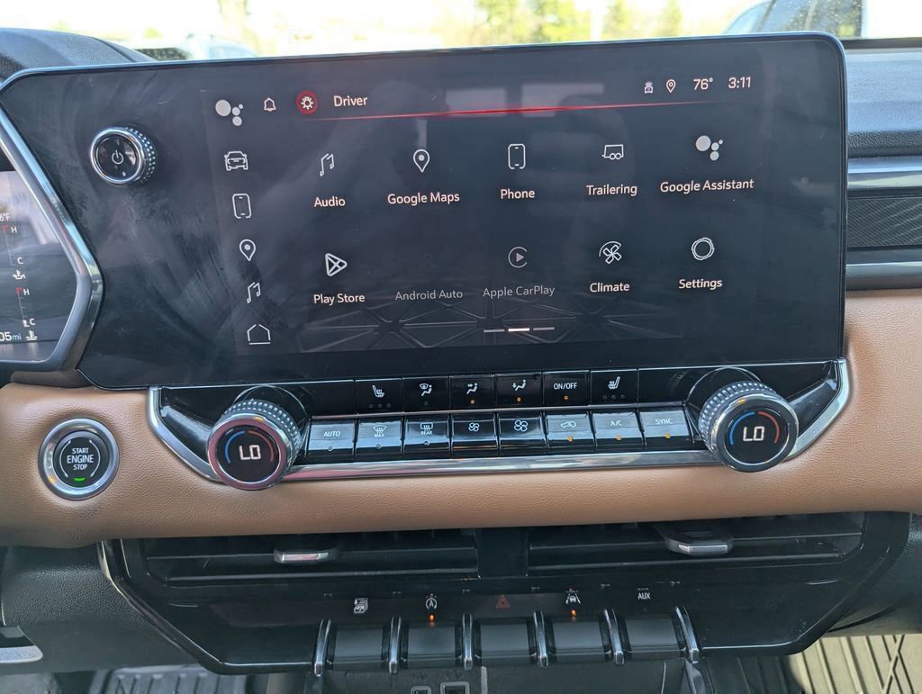 Used 2023 GMC Canyon AT4 image 22