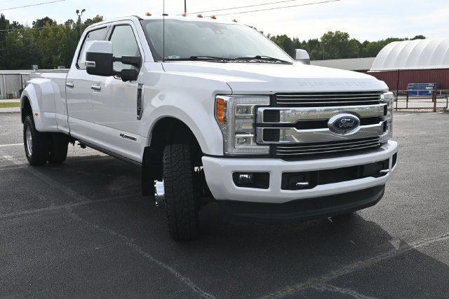 Used 2018 Ford F350 Limited AWD/4WD image 4