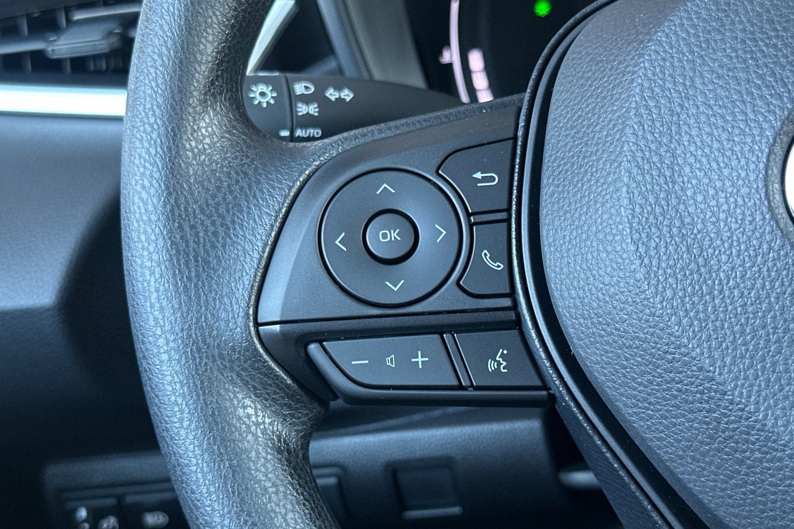 New 2027 Toyota Corolla LE FWD image 25