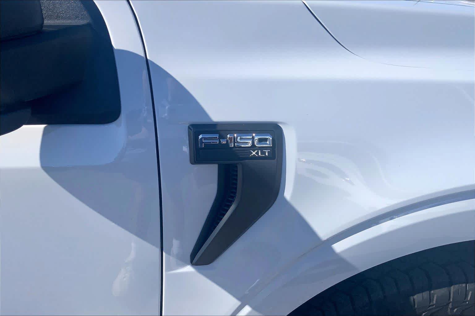 Used 2022 Ford F150 XLT w/ Equipment Group 302A High AWD/4WD image 10