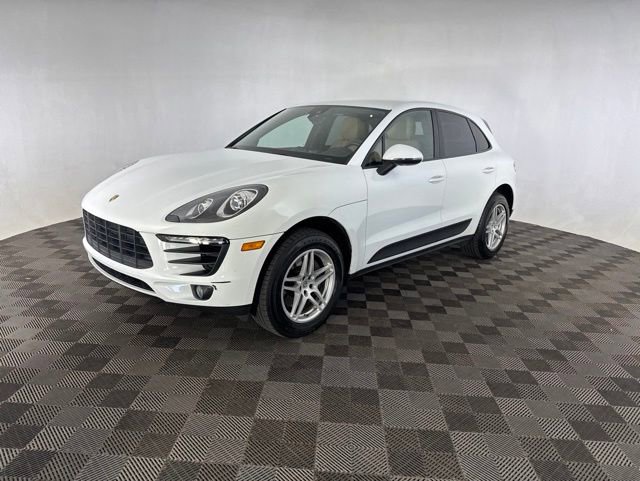 Used 2018 Porsche Macan AWD/4WD image 4