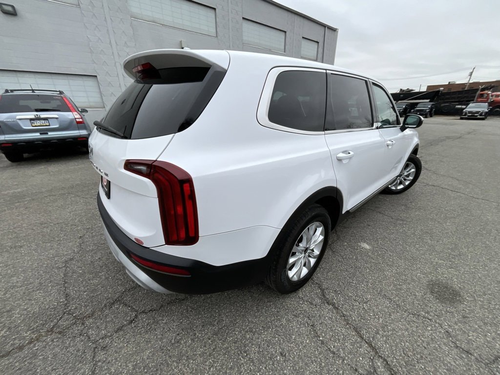Used 2022 Kia Telluride LX image 7