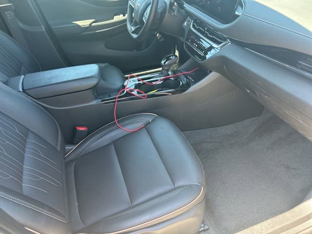 Used 2025 Buick Envista Avenir FWD image 8