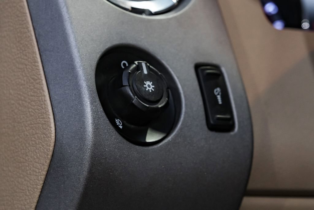 Used 2013 Ford F350 Lariat w/ Lariat Ultimate Pkg image 29