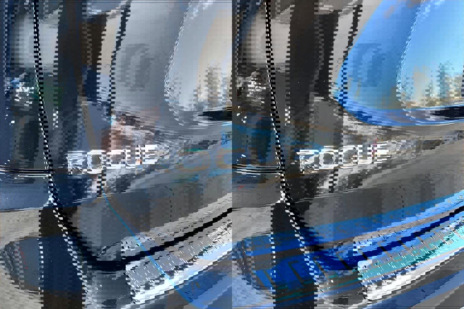 Used 2019 Nissan Rogue SV w/ Sun & Sound Touring Package image 29