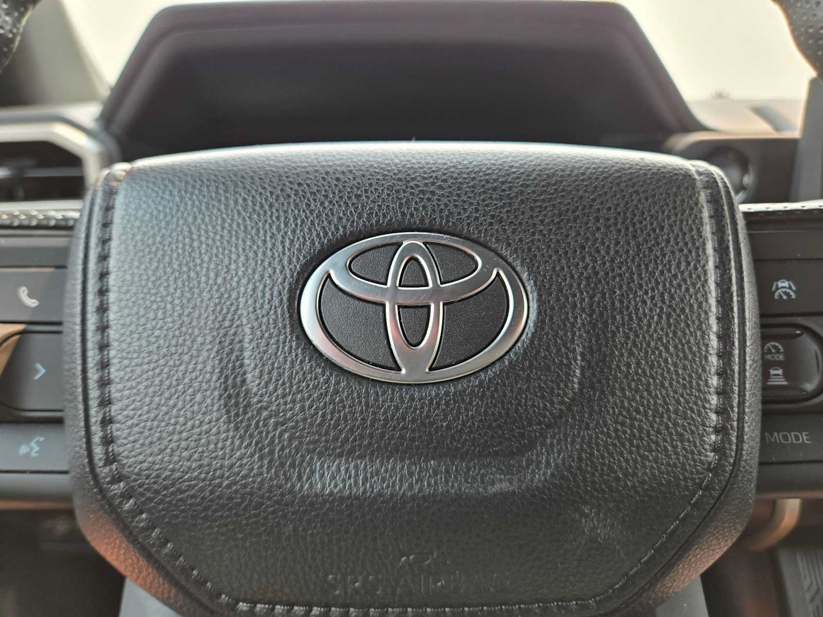 Certified 2026 Toyota Tacoma SR5 AWD/4WD image 24