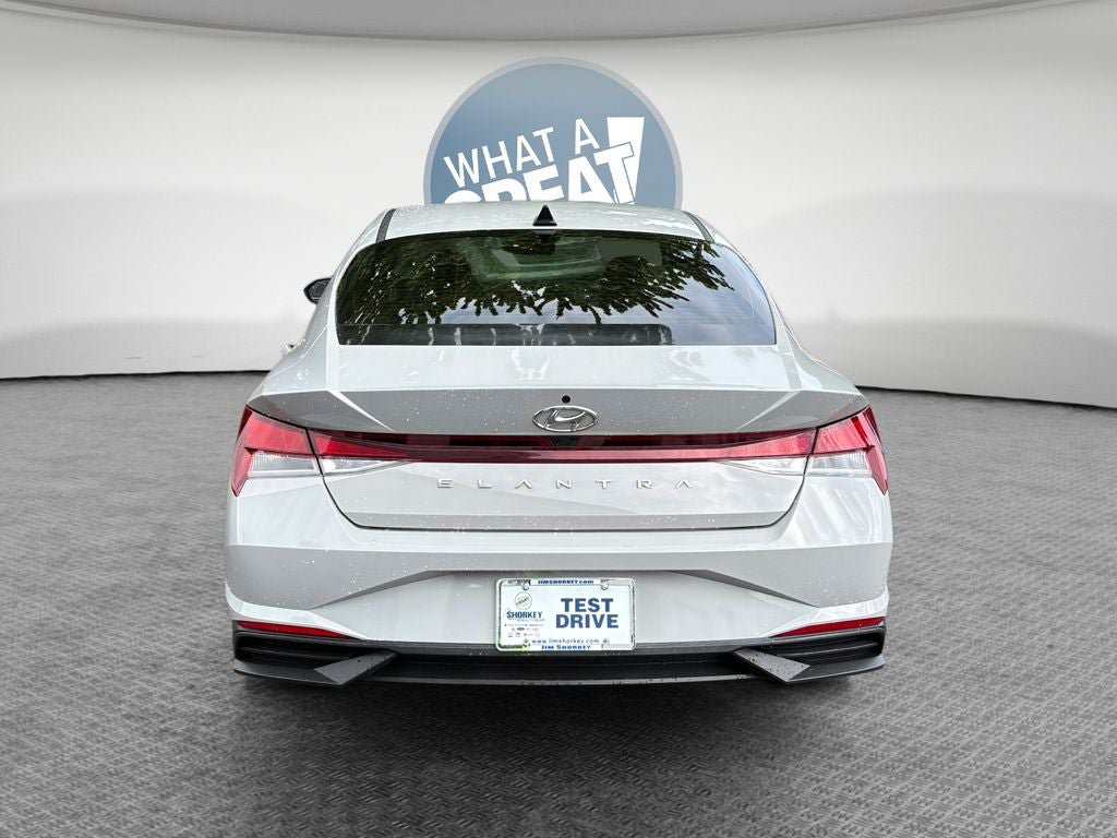Used 2021 Hyundai Elantra SEL FWD image 5