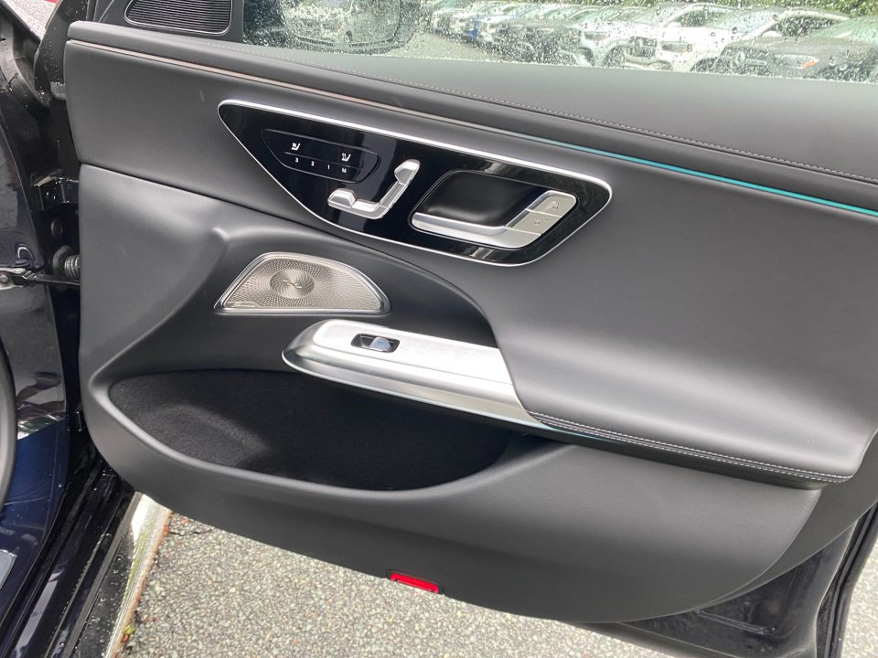 New 2026 Mercedes-Benz E 53 AMG e 4MATIC Sedan image 31