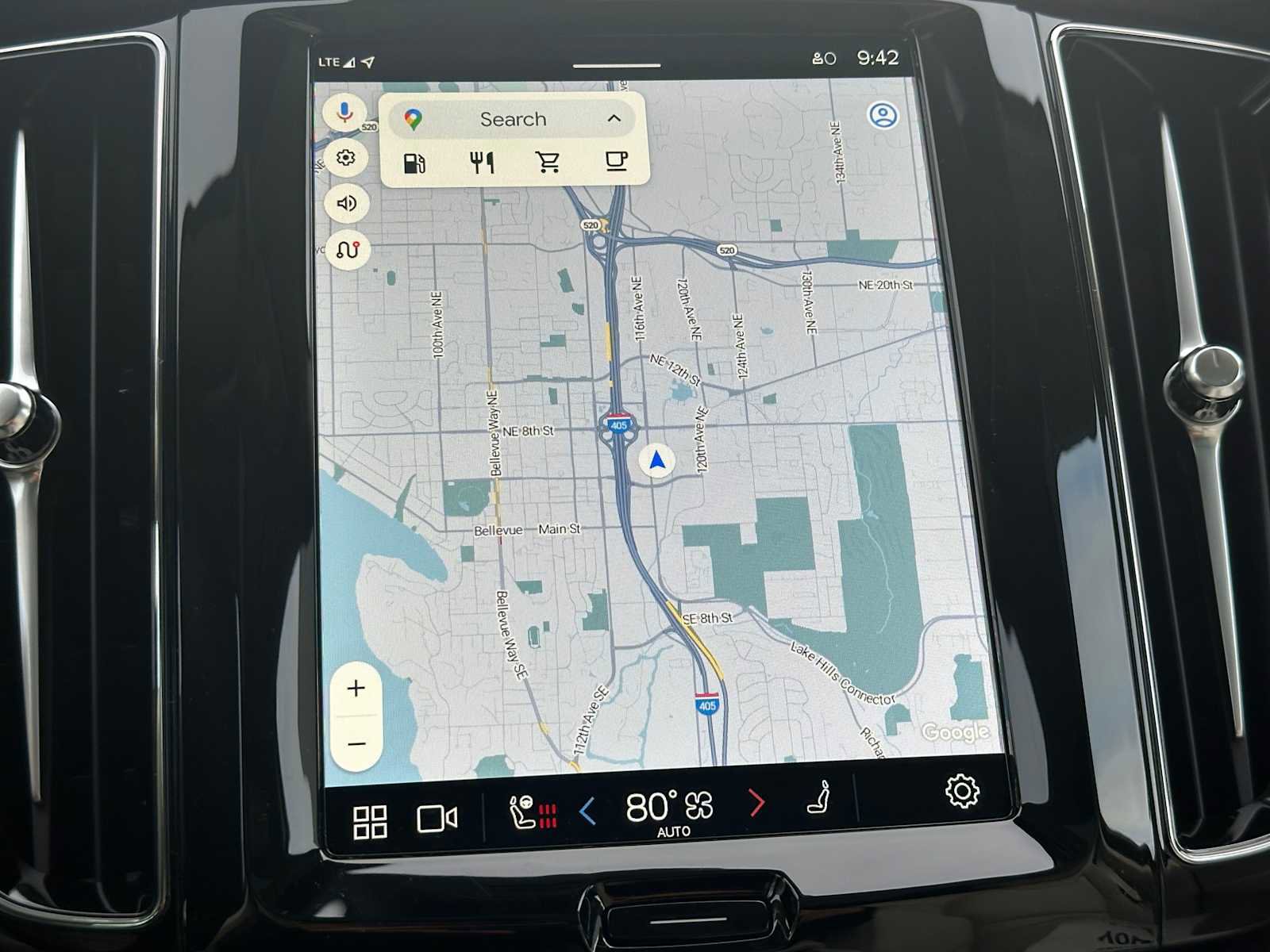 Used 2025 Volvo XC60 B5 Plus w/ Protection Package Premier image 27