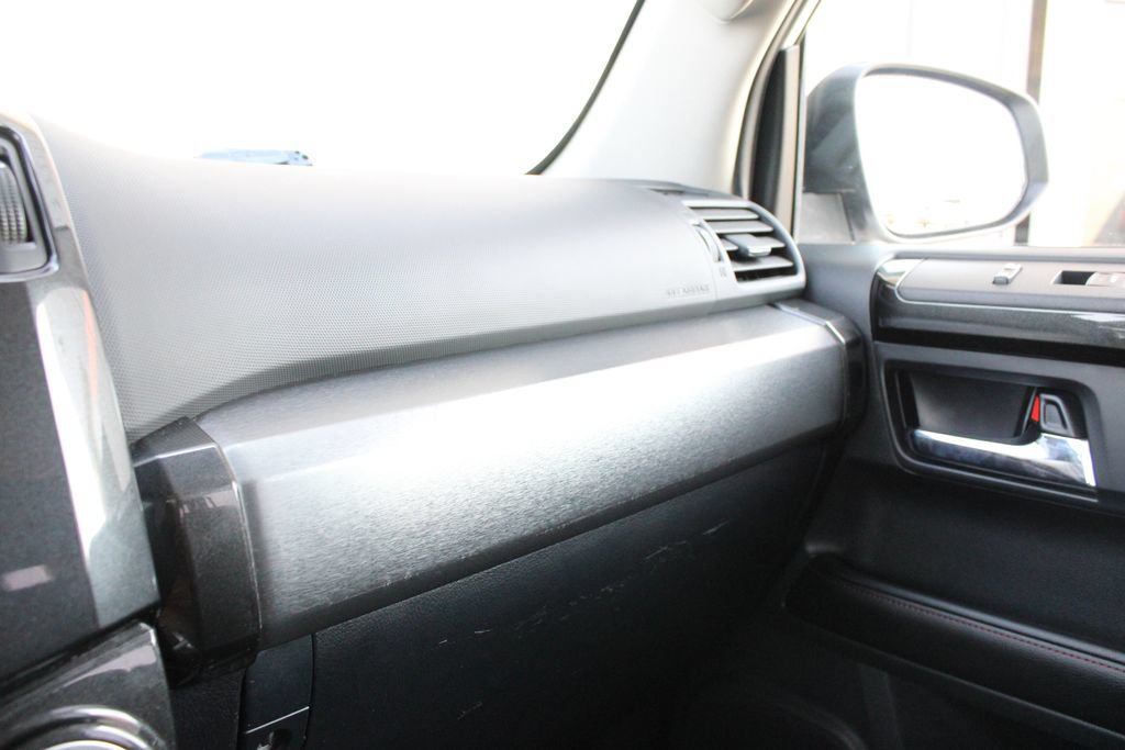 Used 2015 Toyota 4Runner TRD Pro AWD/4WD image 18