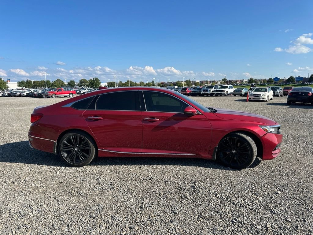 Used 2018 Honda Accord Touring image 12