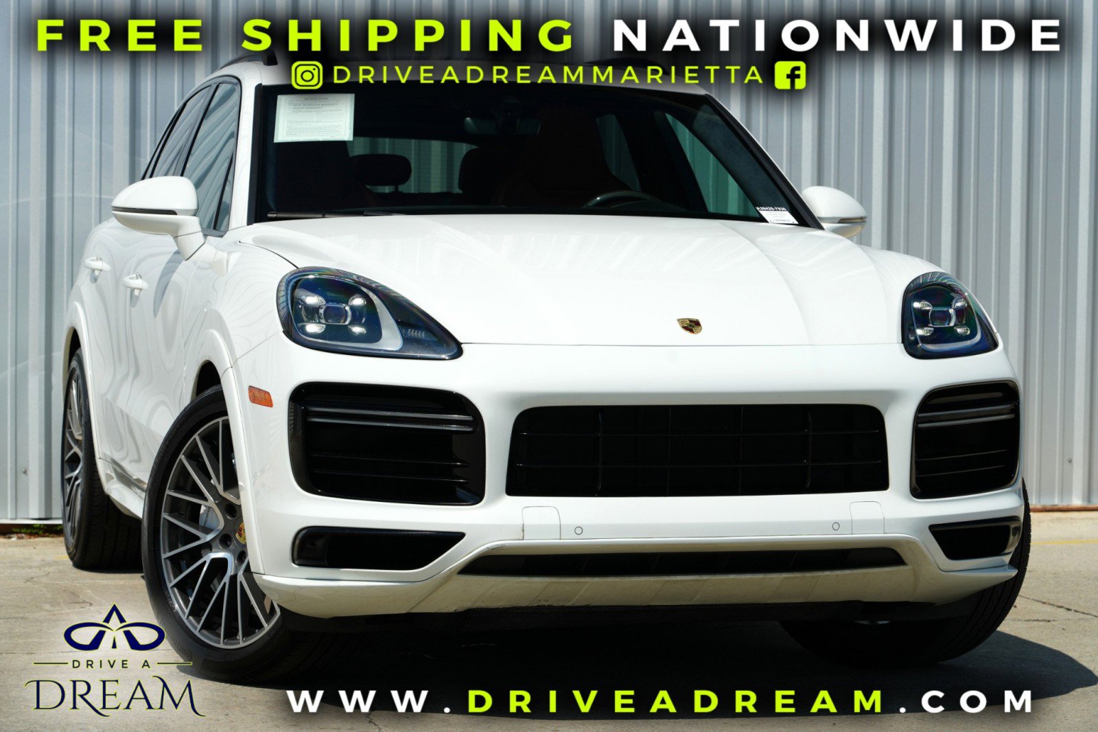 Used 2020 Porsche Cayenne Turbo image 2