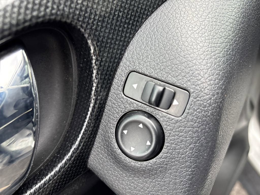 Used 2015 Nissan Rogue SL w/ SL Premium Package image 14