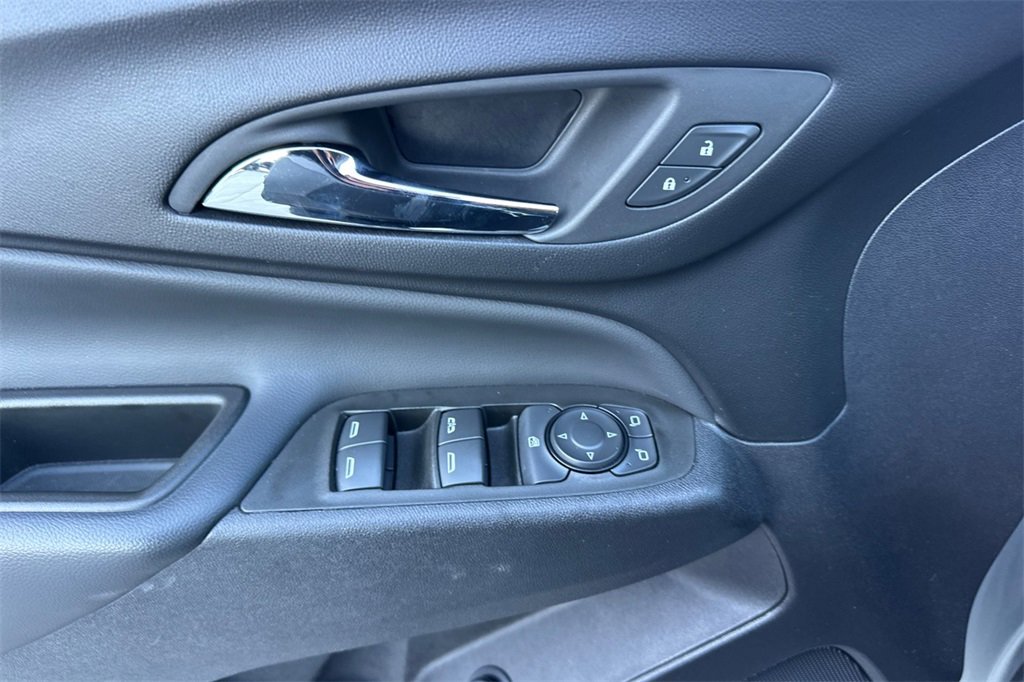 Used 2024 Chevrolet Equinox LT image 13