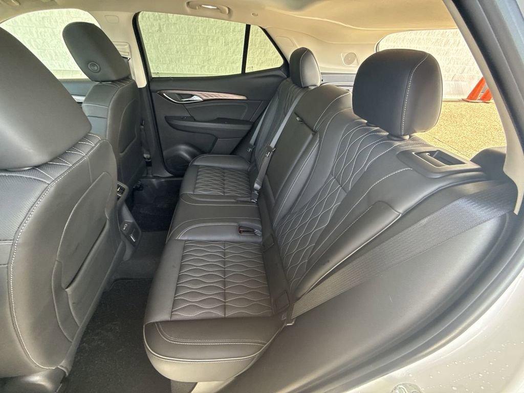 Certified 2021 Buick Envision Avenir w/ Technology Package II image 25