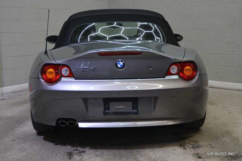 Used 2004 BMW Z4 2.5i image 6