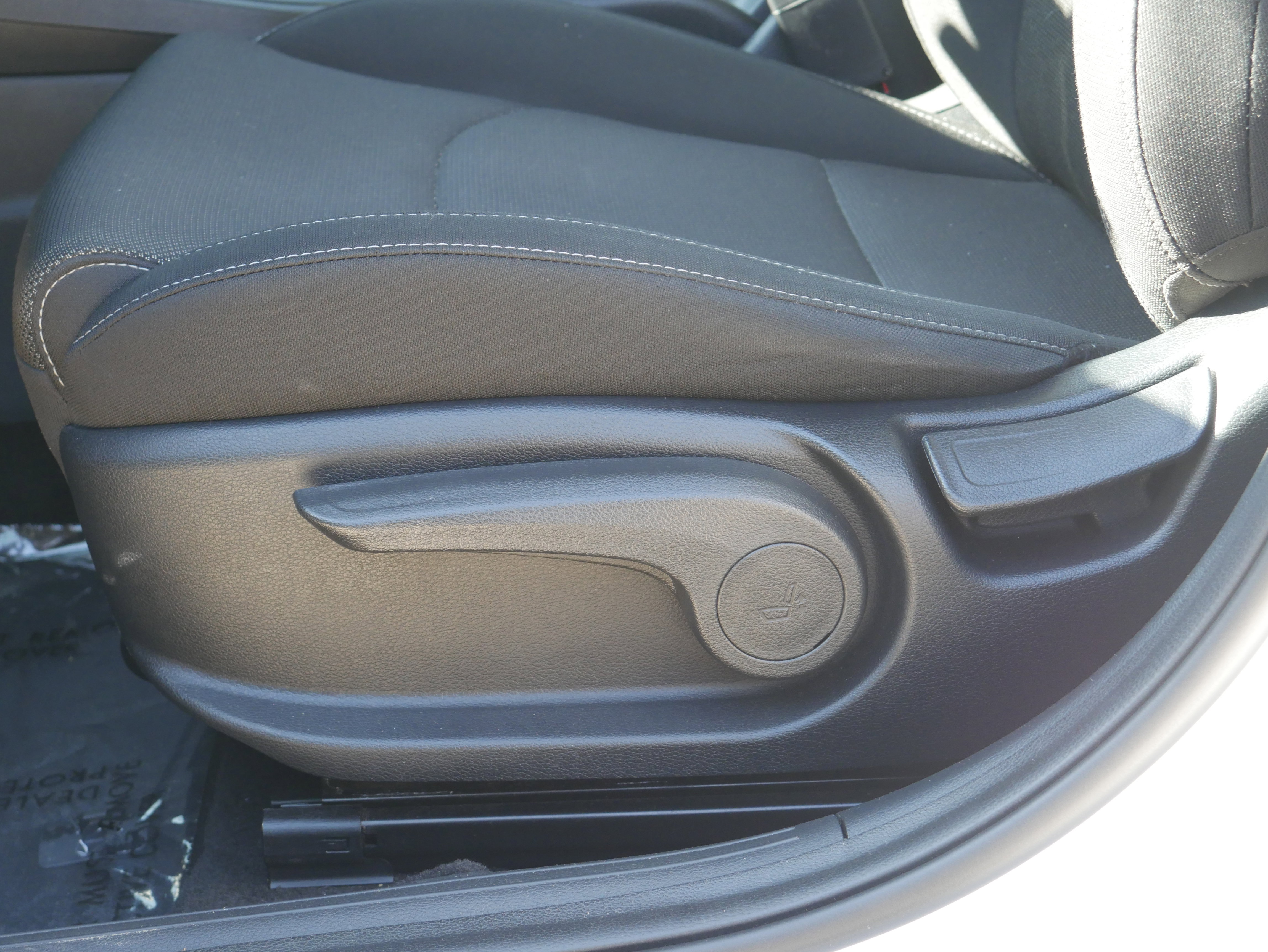 Used 2023 Kia Forte LXS FWD image 13