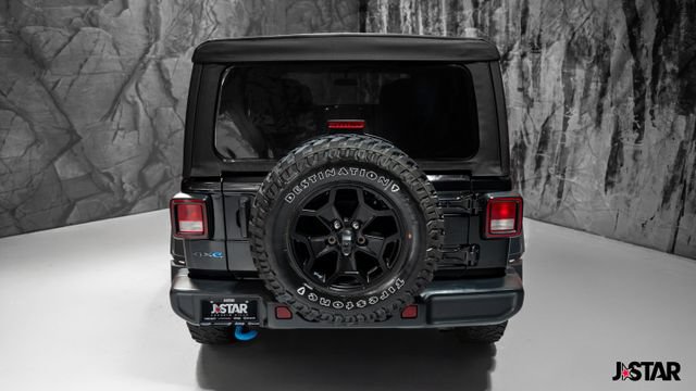 Used 2023 Jeep Wrangler Unlimited w/ Cold Weather Group AWD/4WD image 15