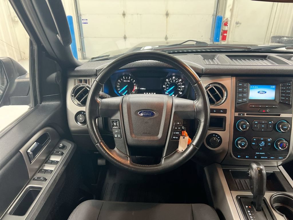 Used 2016 Ford Expedition XLT AWD/4WD image 11