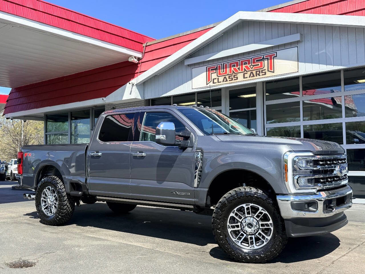 Used 2025 Ford F250 Lariat w/ Lariat Ultimate Package video 1