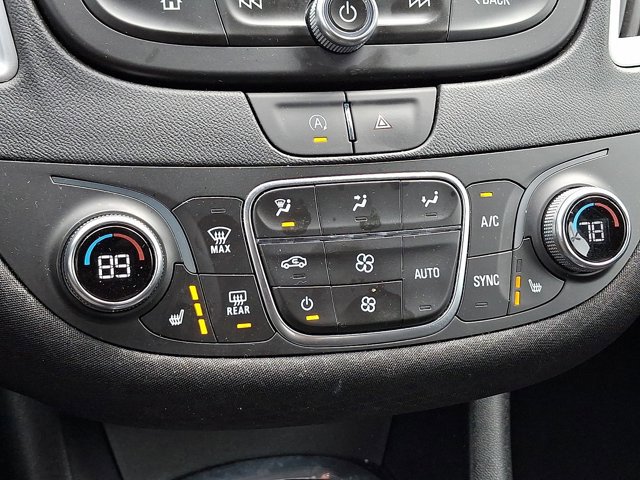 Used 2024 Chevrolet Malibu LT image 15