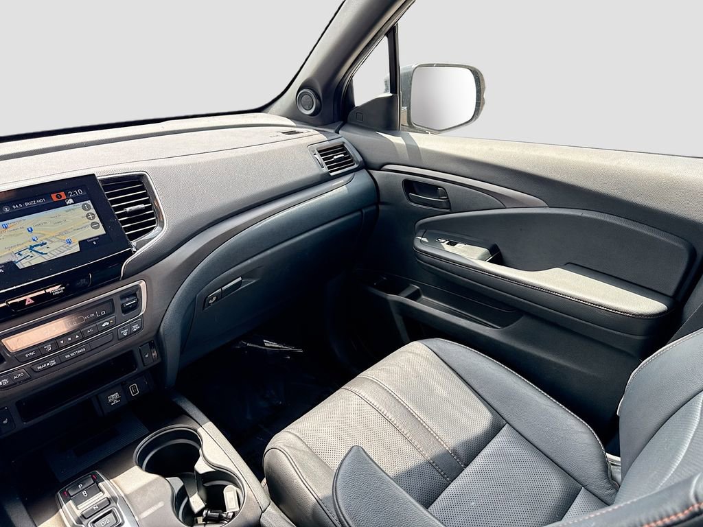 Used 2023 Honda Passport TrailSport image 24