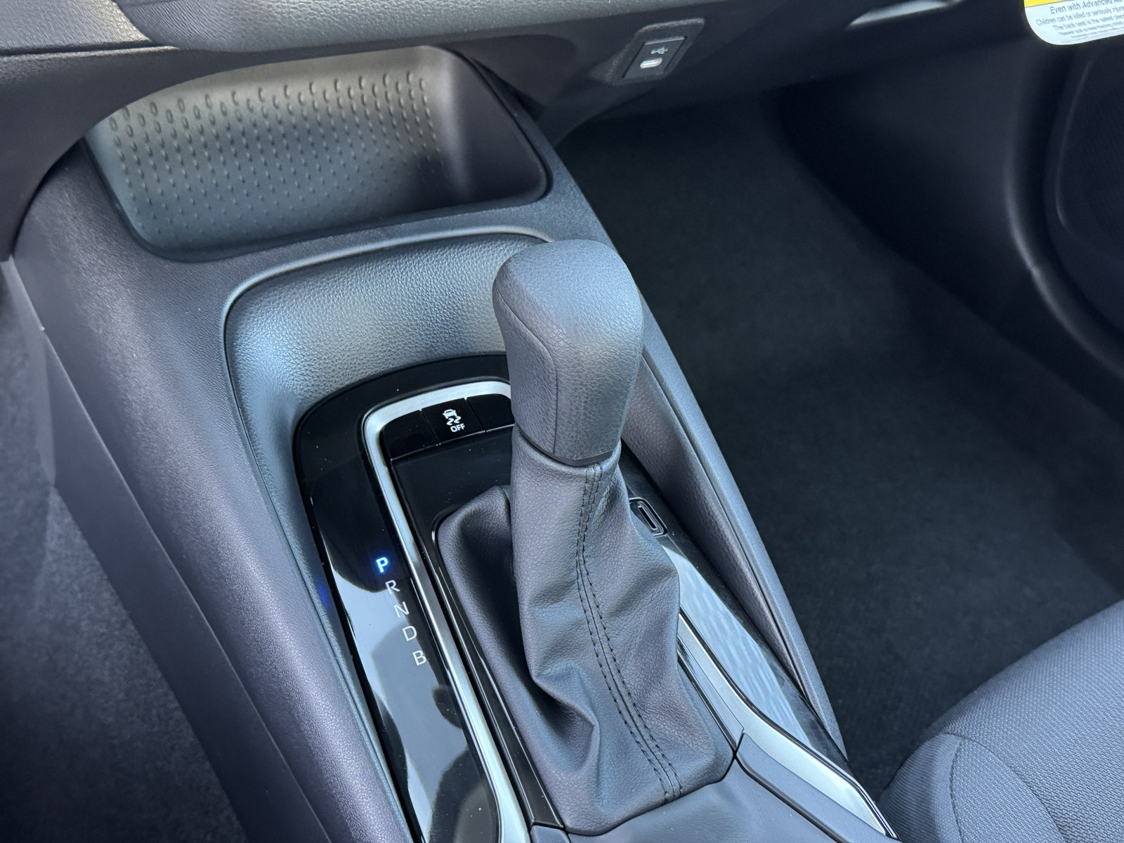 New 2027 Toyota Corolla LE FWD image 19