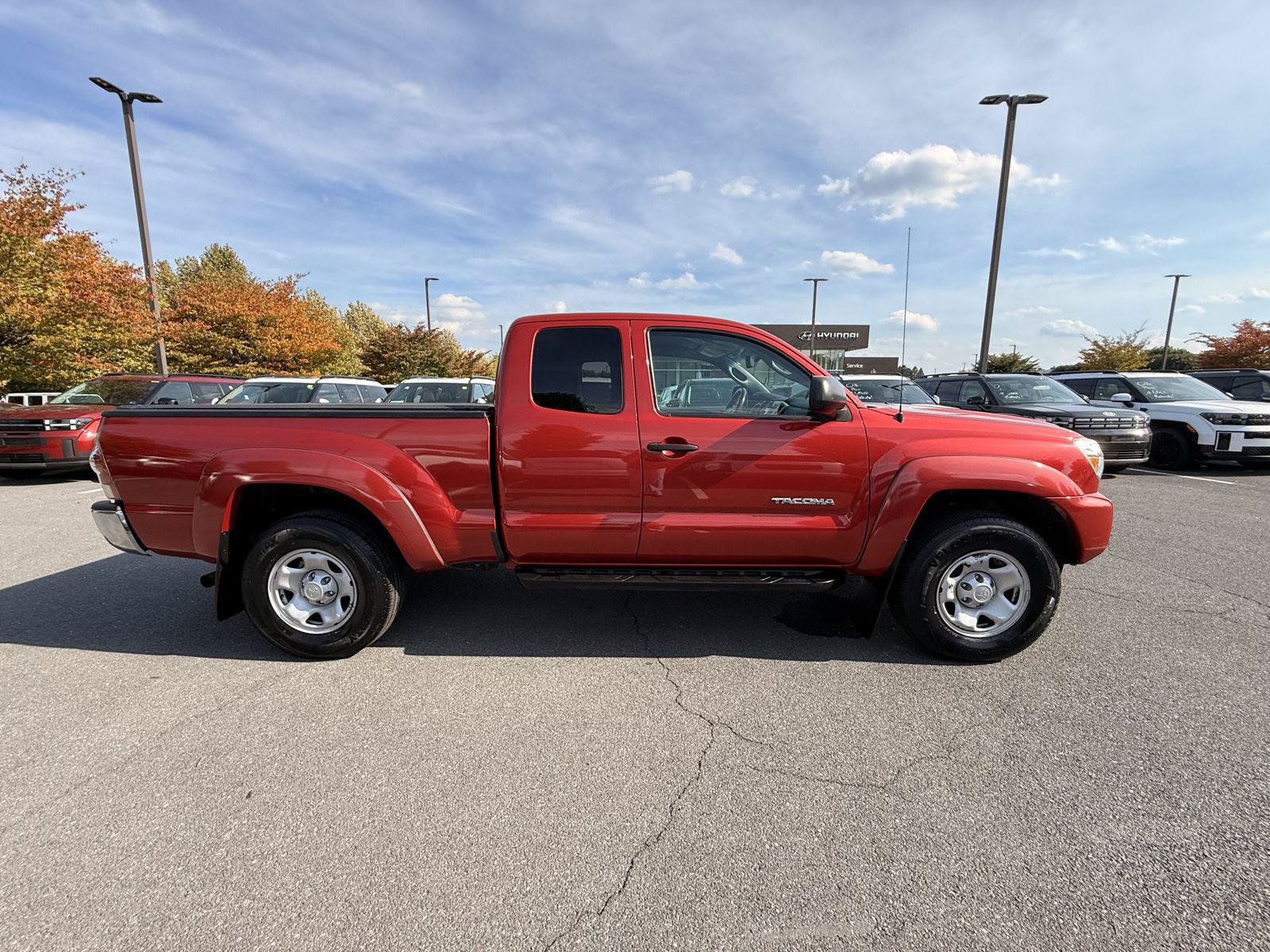 Used 2012 Toyota Tacoma 4x4 Access Cab w/ SR5 Pkg image 4
