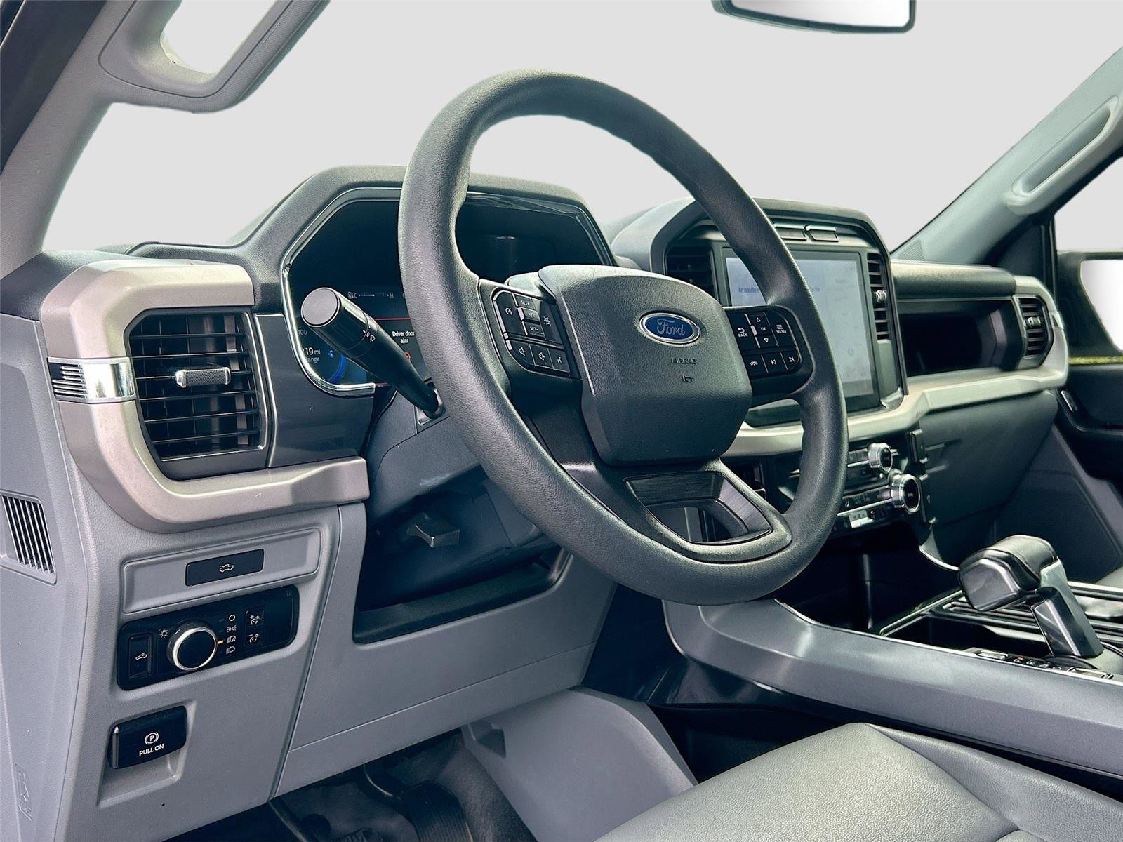 Used 2023 Ford F150 Lightning Pro AWD/4WD image 9