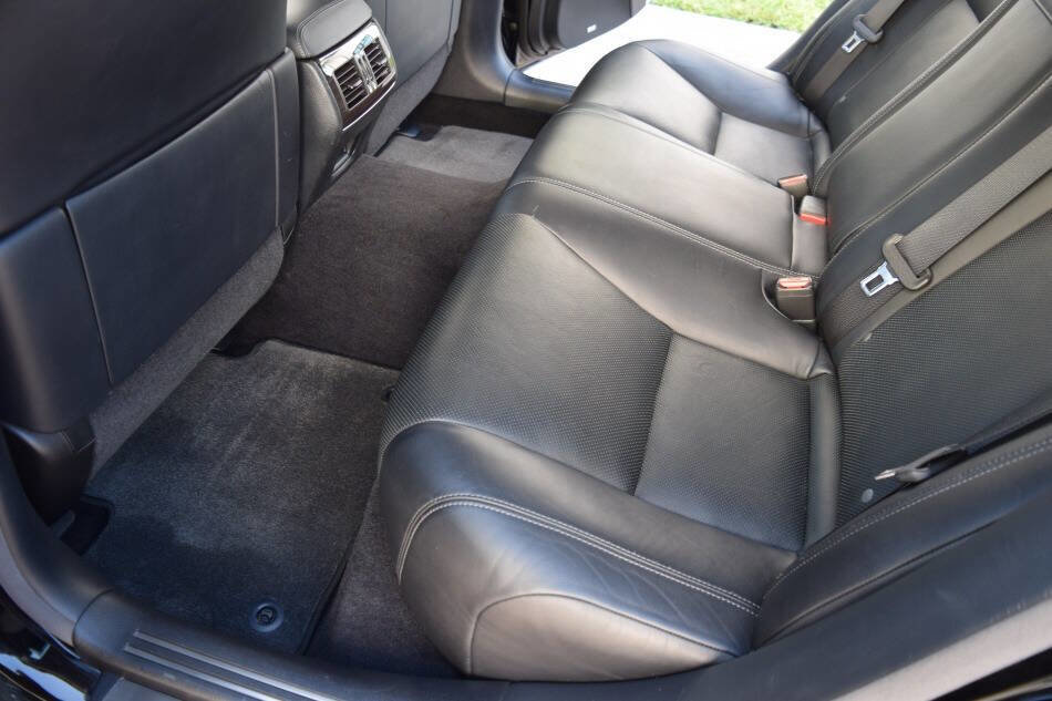 Used 2013 Lexus LS 460 AWD w/ Comfort Pkg image 46