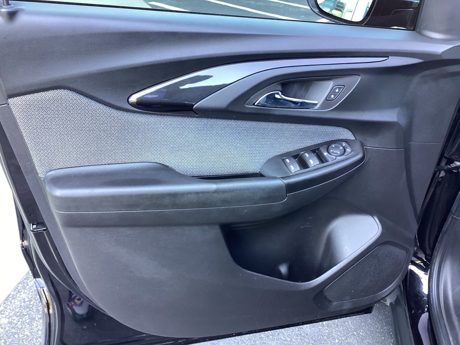 Used 2022 Chevrolet TrailBlazer LT w/ Confidence II Package image 24