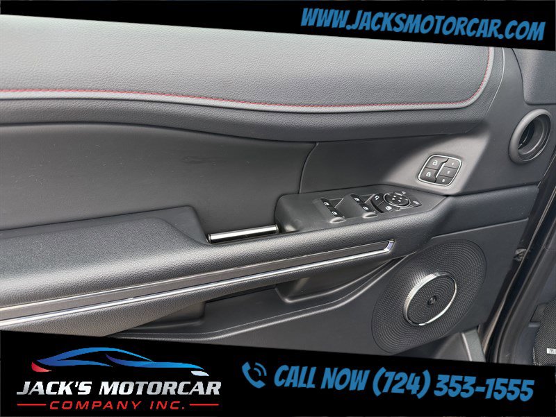 Used 2024 Ford Expedition Limited image 36