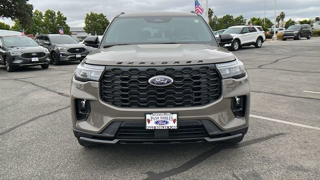 New 2026 Ford Explorer ST-Line RWD image 8