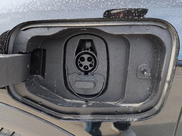 New 2026 Chevrolet Equinox EV LT AWD/4WD image 33