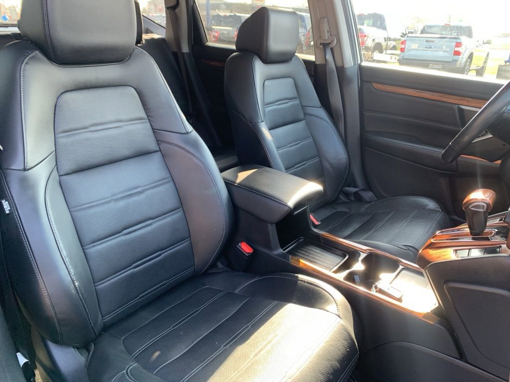 Used 2020 Honda CR-V Touring image 12