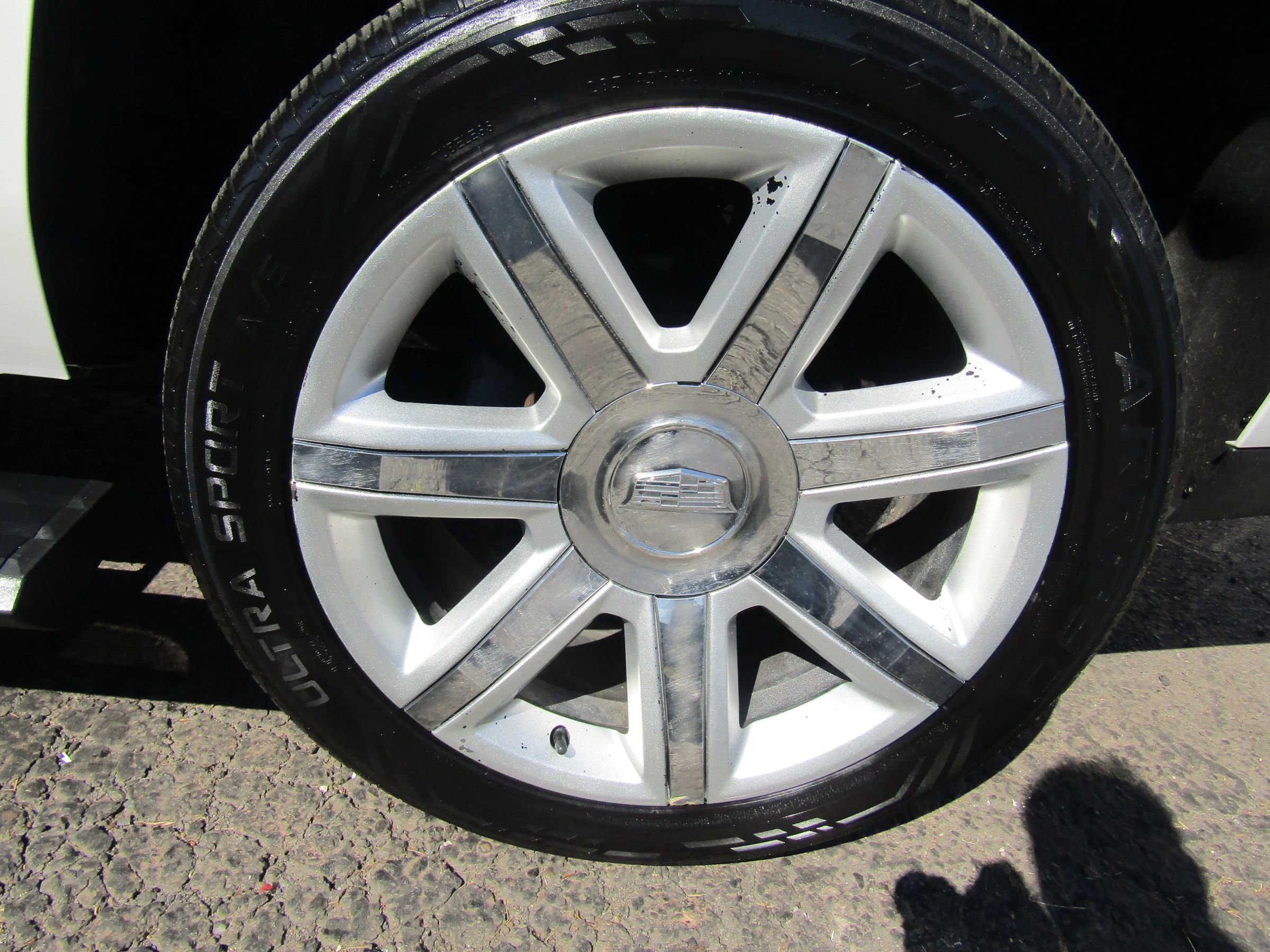 Used 2017 Cadillac Escalade Premium Luxury image 43