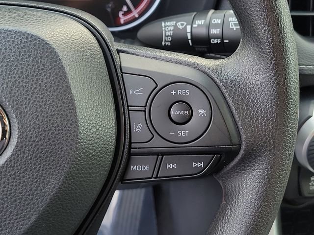 Used 2023 Toyota RAV4 XLE FWD image 24