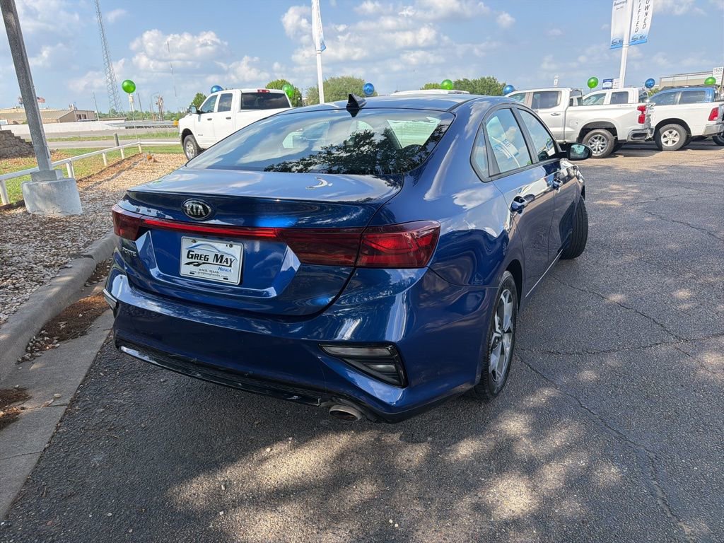 Used 2021 Kia Forte LXS image 3