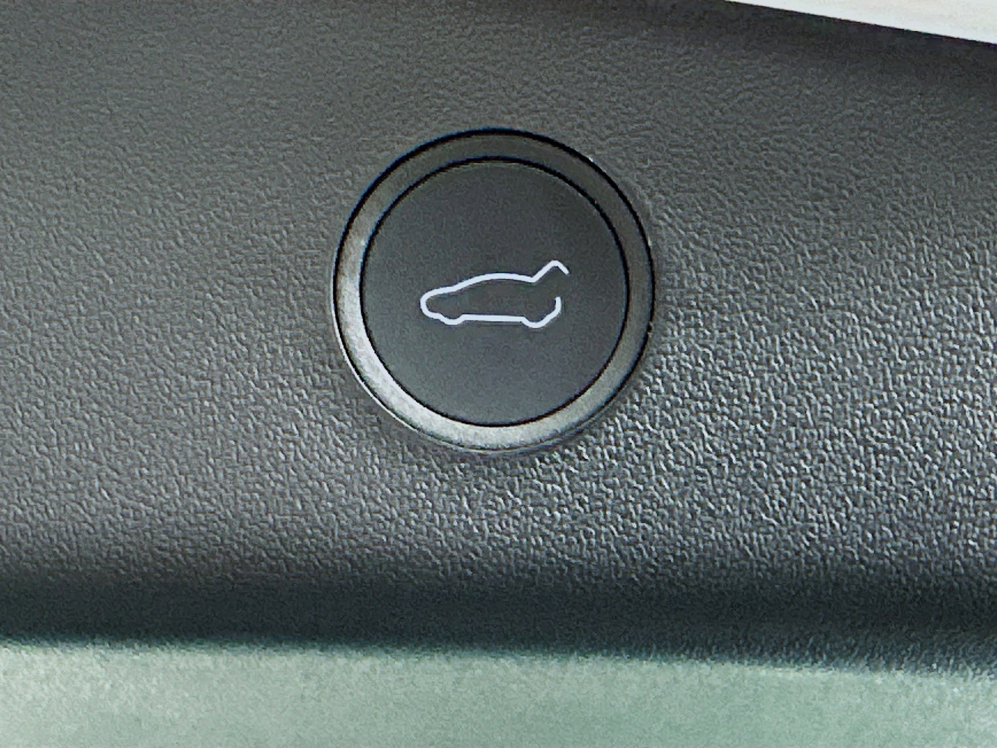 Used 2023 Tesla Model 3 Standard Range RWD image 29