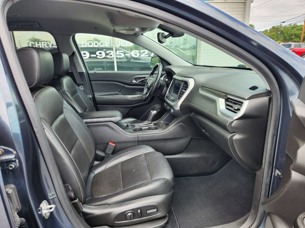 Used 2019 GMC Acadia SLT AWD/4WD image 10