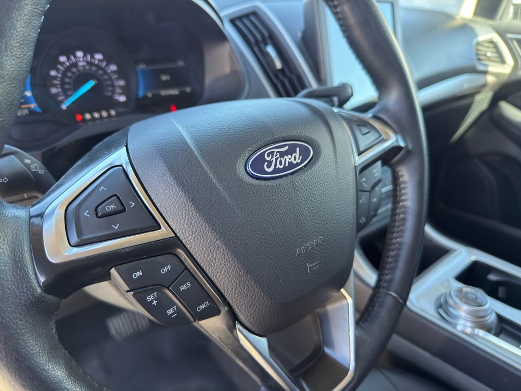 Used 2024 Ford Edge SEL image 13