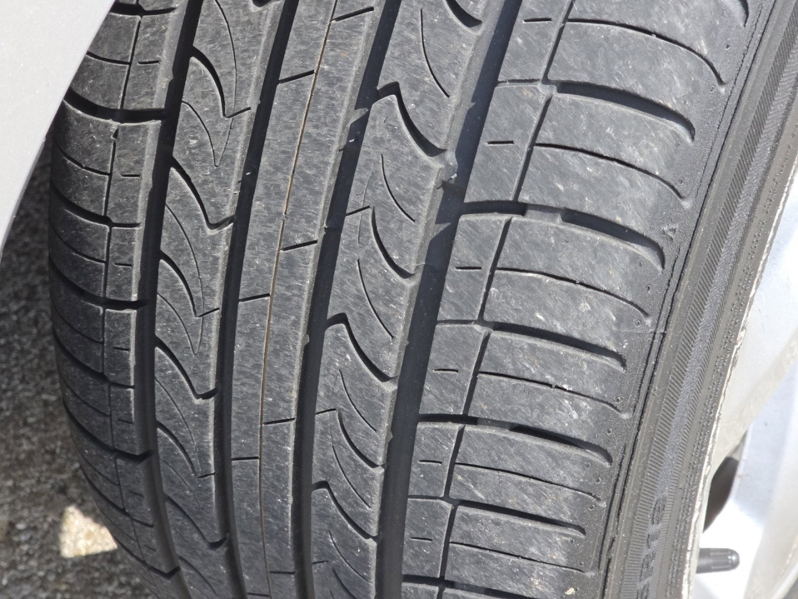 Used 2016 Ford Fusion SE image 9